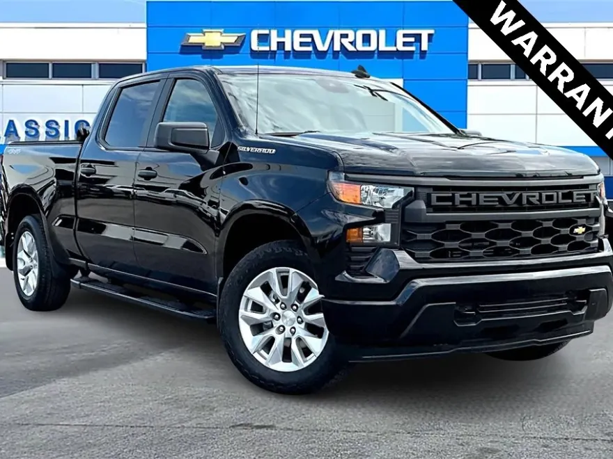 2023 Chevrolet Silverado 1500 Custom photo 1