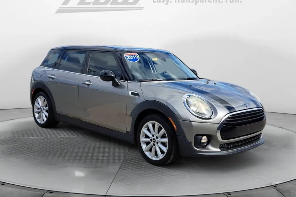 2019 Mini Clubman Base photo 1