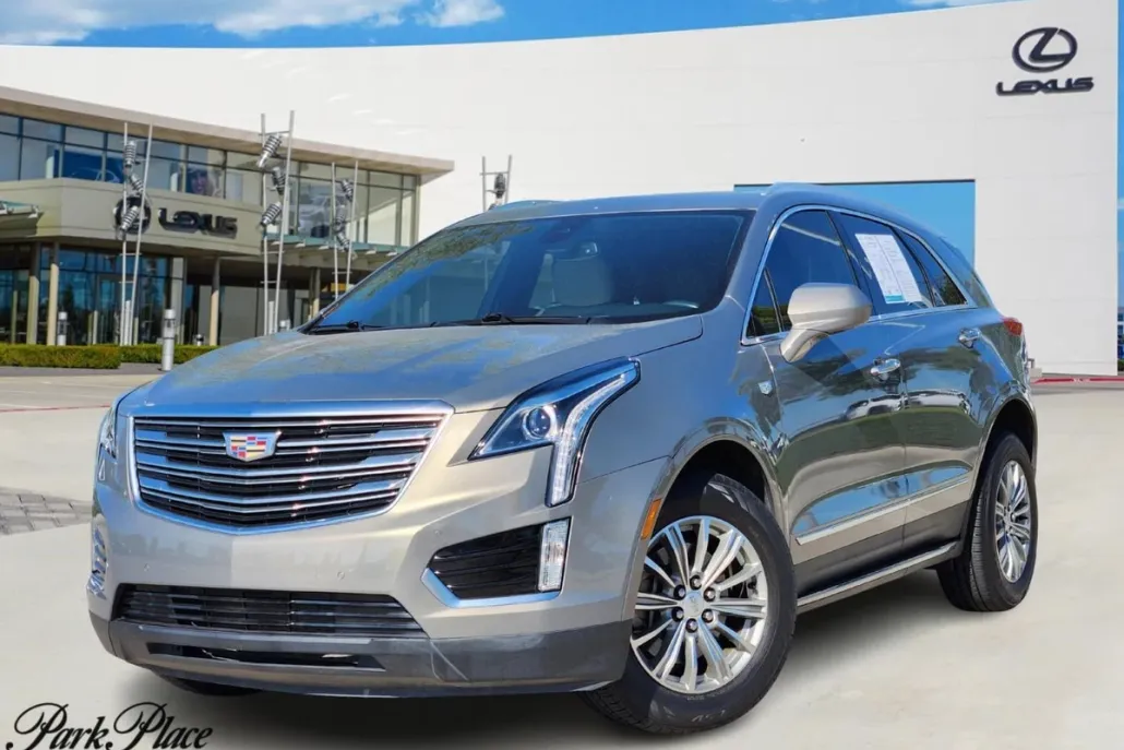 2018 Cadillac XT5 Luxury photo 1