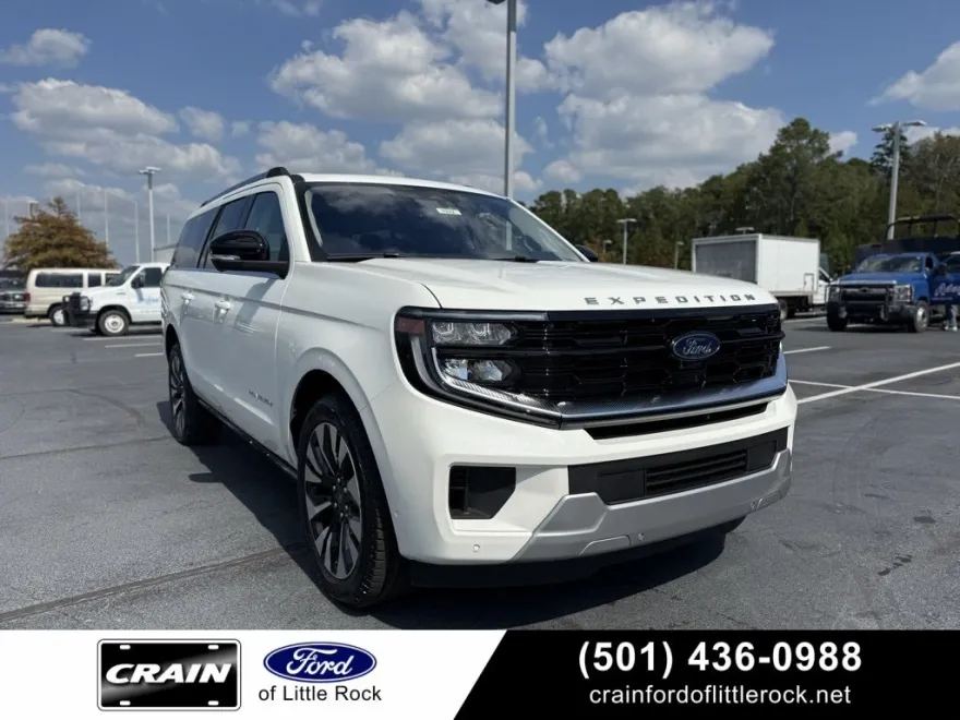 2025 Ford Expedition MAX Platinum photo 1