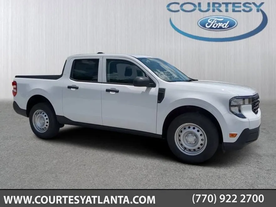 2025 Ford Maverick XL photo 1