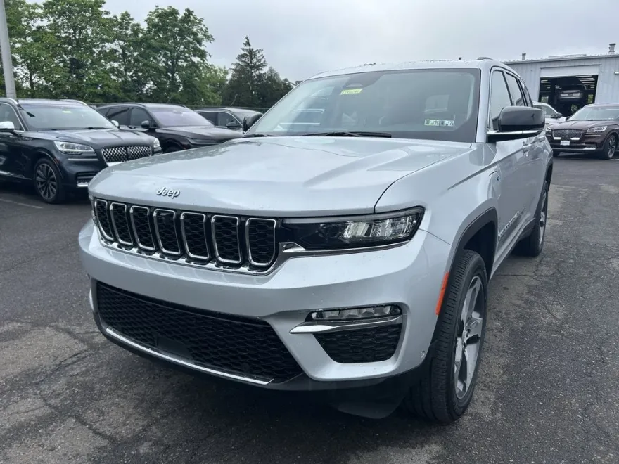 2023 Jeep Grand Cherokee 4xe Base photo 1