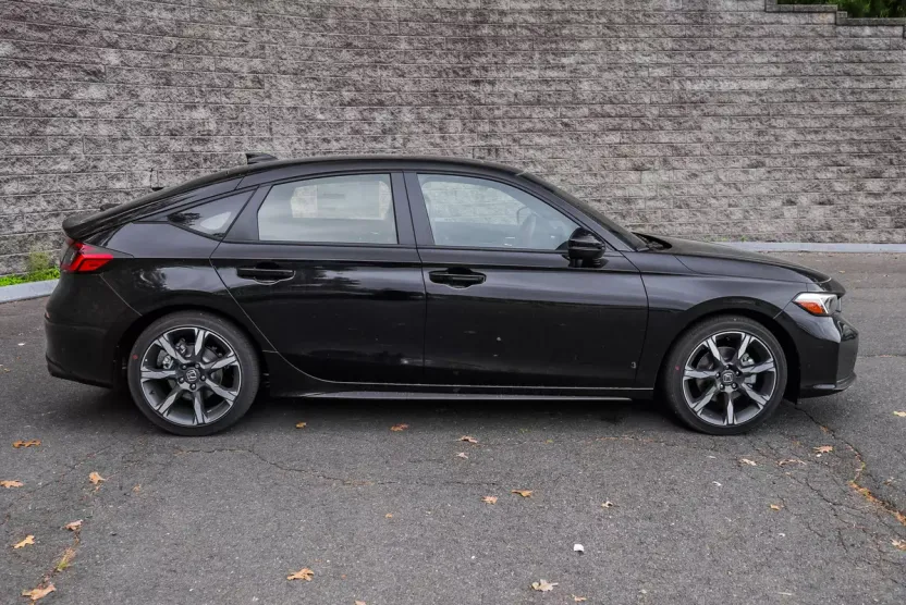 2025 Honda Civic Hybrid Sport Touring photo 1