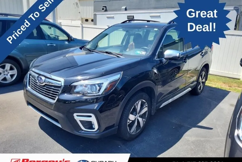 2020 Subaru Forester Touring photo 1