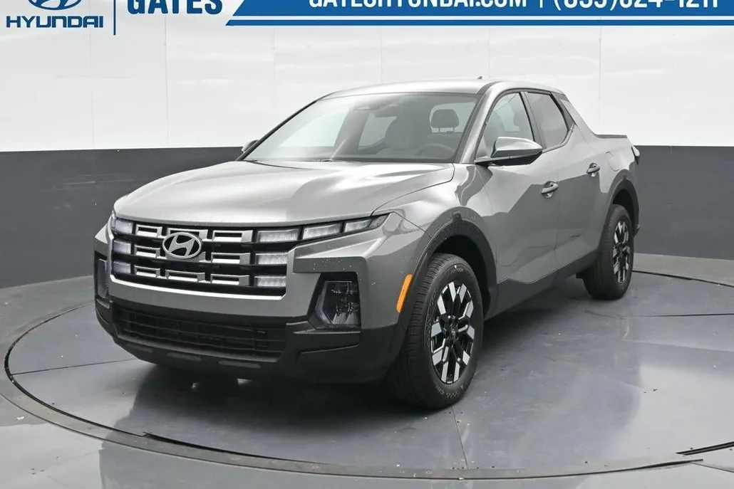2025 Hyundai Santa Cruz SE photo 1