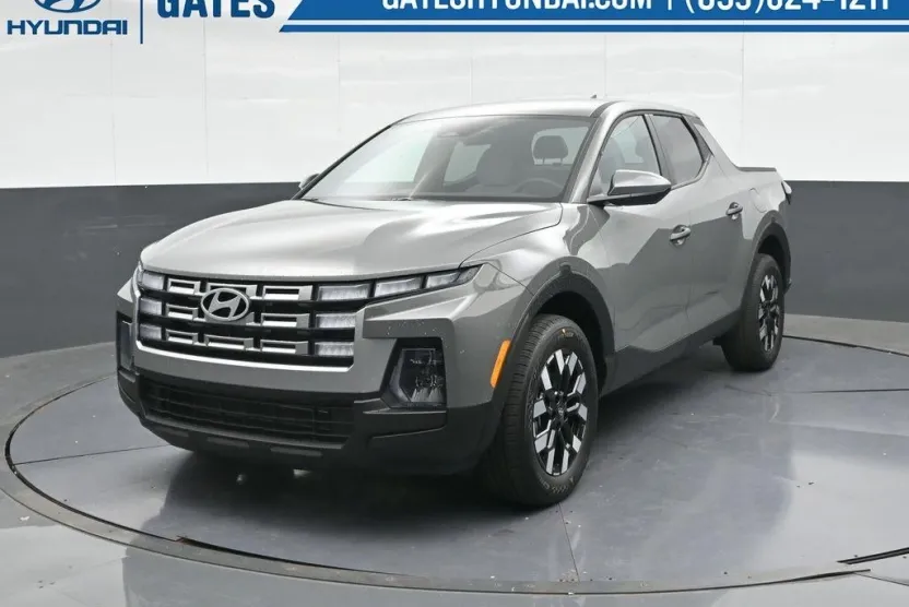 2025 Hyundai Santa Cruz SE photo 1