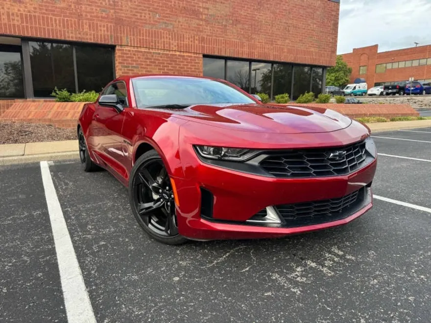 2021 Chevrolet Camaro Coupe photo 1