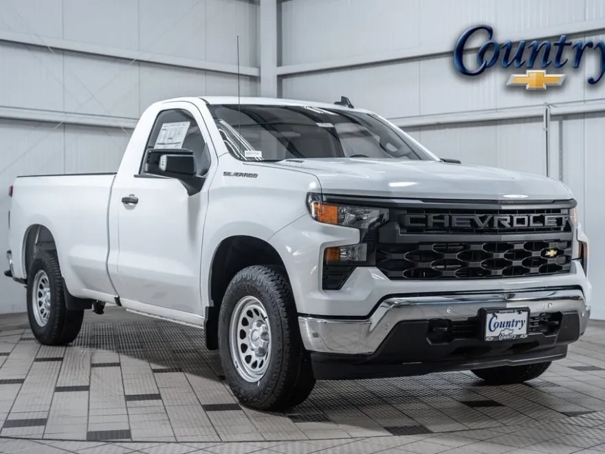 2025 Chevrolet Silverado 1500 photo 1