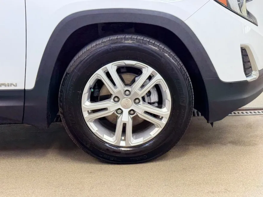2020 Gmc Terrain SLE photo 1