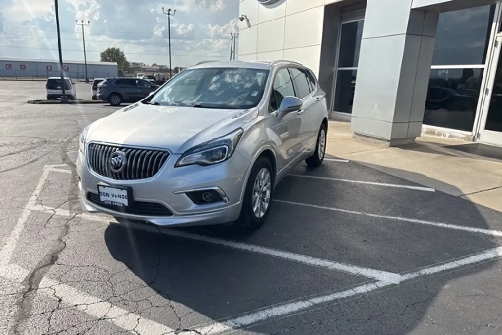 2018 Buick Envision Essence photo 1