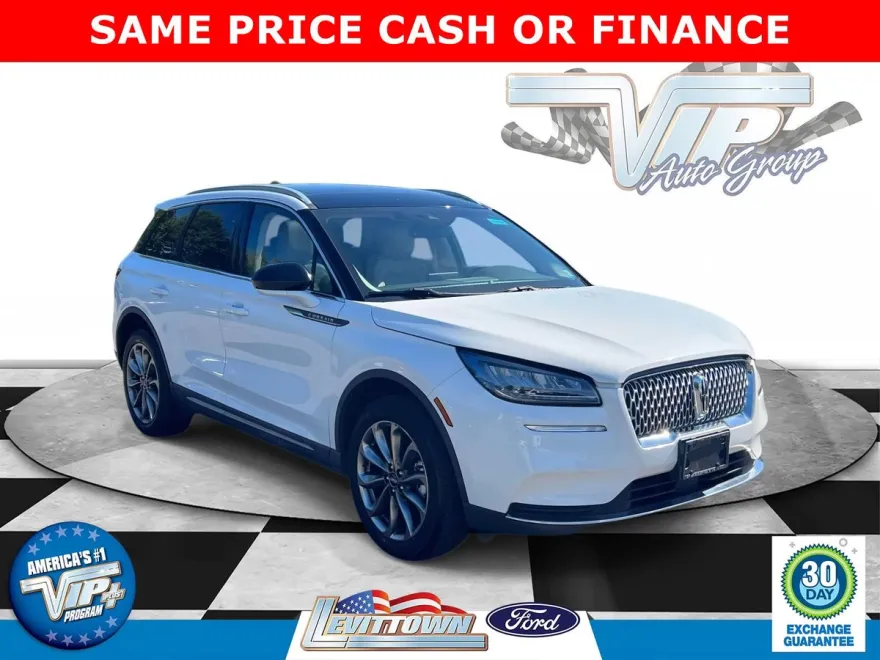 2021 Lincoln Corsair Standard photo 1
