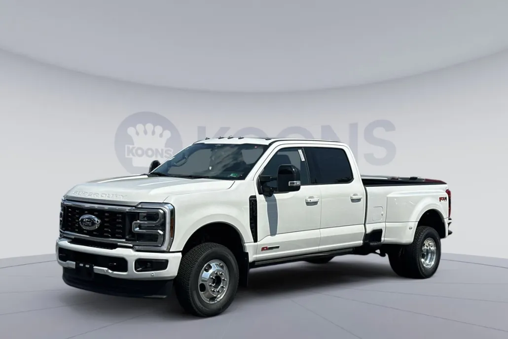 2025 Ford F-350 photo 1