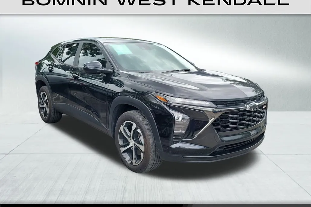 2024 Chevrolet Trax photo 1