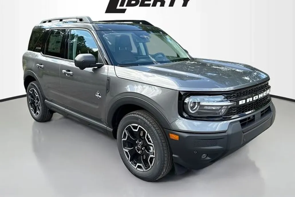 2025 Ford Bronco Sport Outer Banks photo 1