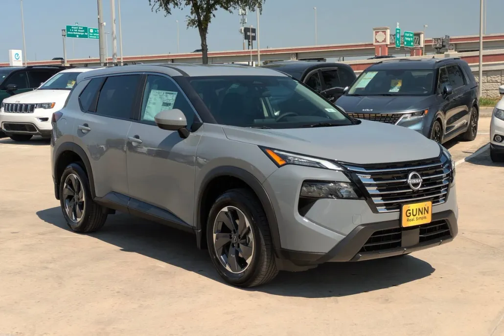 2026 Nissan Rogue SV photo 1