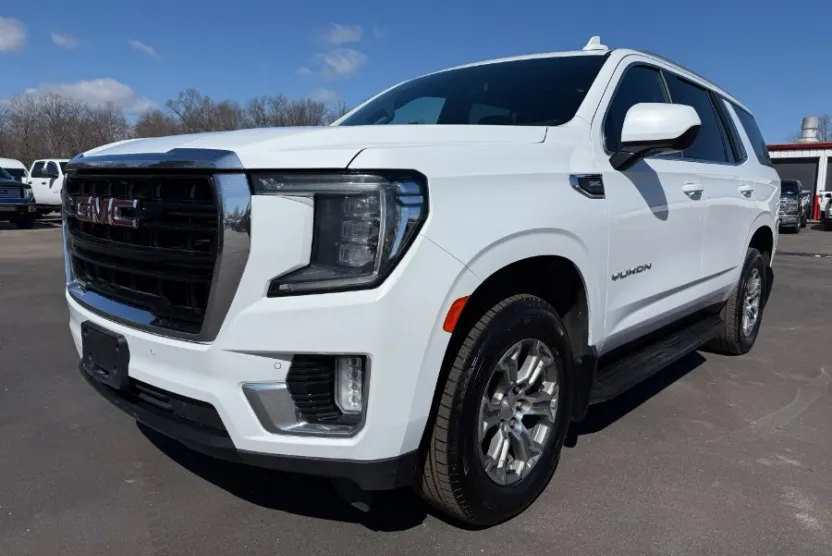 2021 Gmc Yukon SLE photo 1