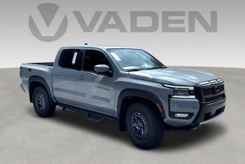 2025 Nissan Frontier Crew Cab PRO-4X photo 1