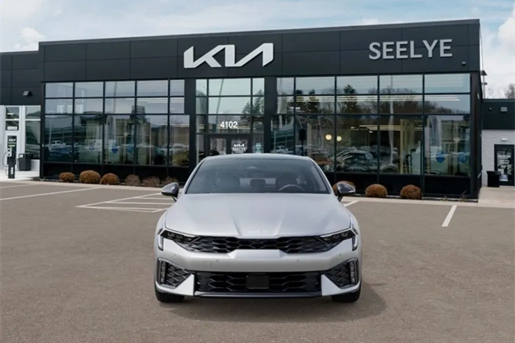 2026 Kia K5 GT photo 1