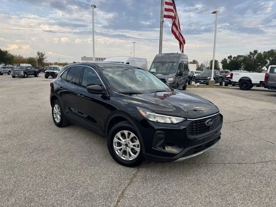 2023 Ford Escape Active photo 1