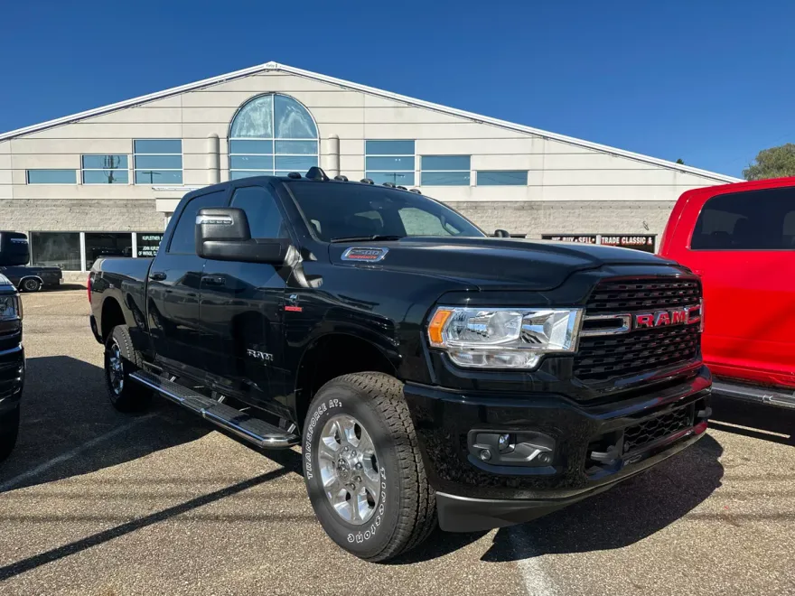 2024 Ram 2500 Big Horn photo 1