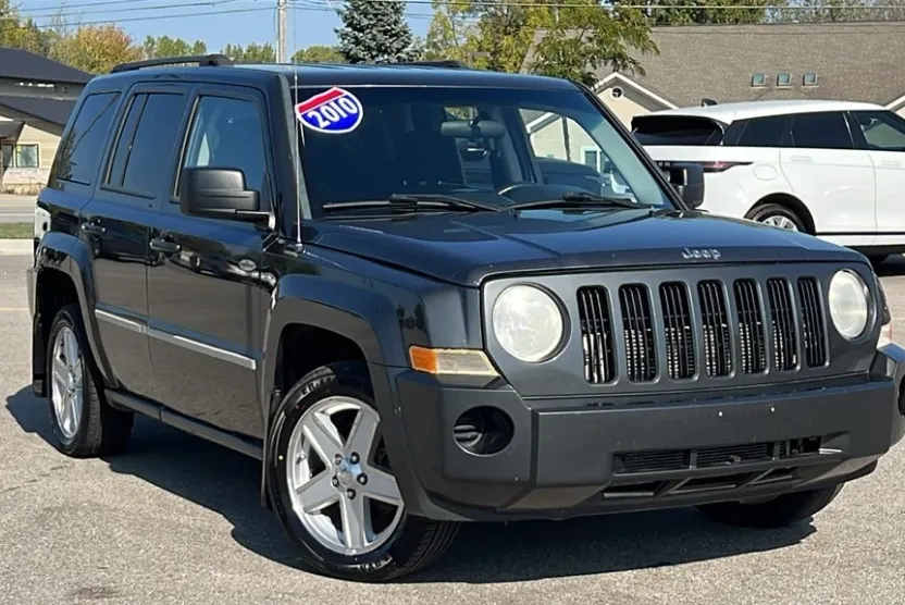 2010 Jeep Patriot Sport photo 1