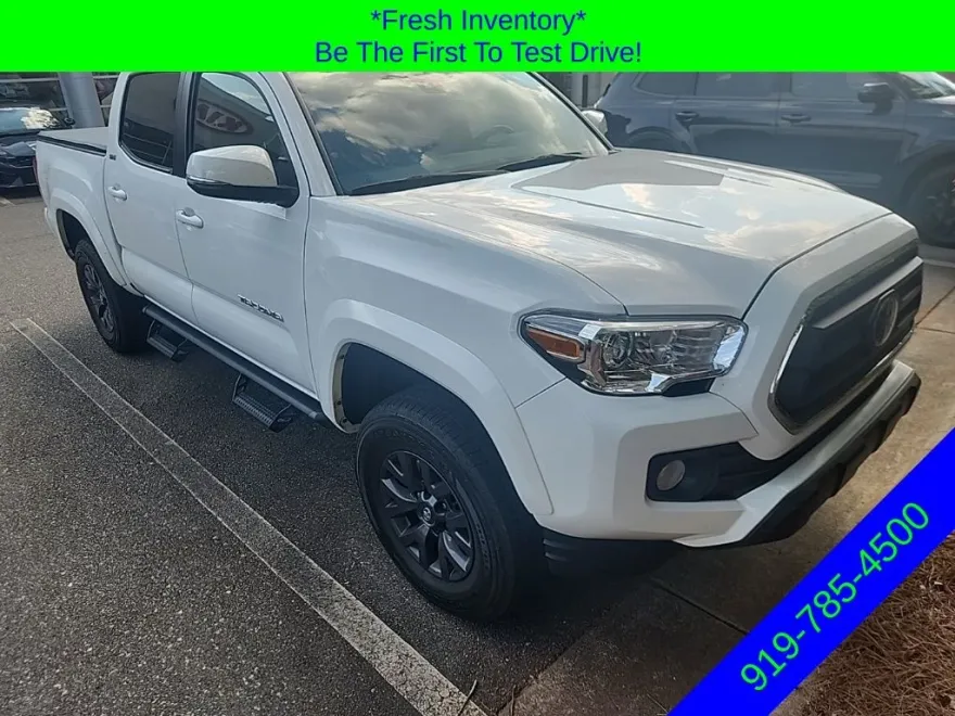 2023 Toyota Tacoma TRD Sport V6 photo 1
