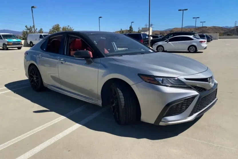 2021 Toyota Camry XSE photo 1