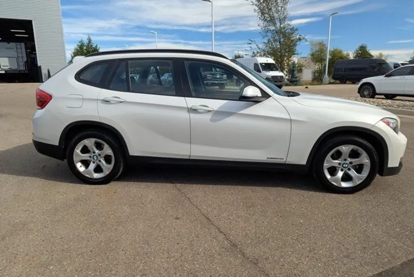 2013 Bmw X1 sDrive28i SAV photo 1