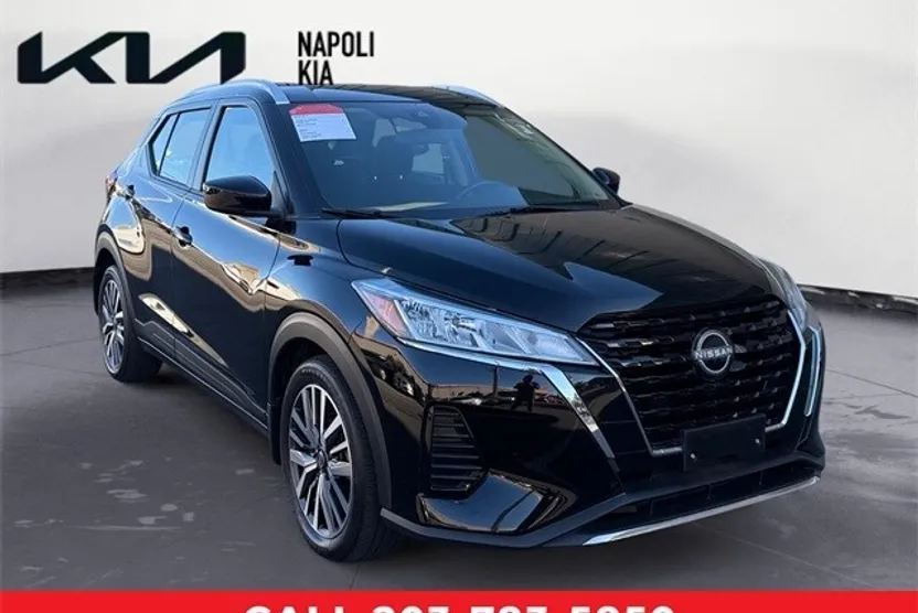 2023 Nissan Kicks SV photo 1