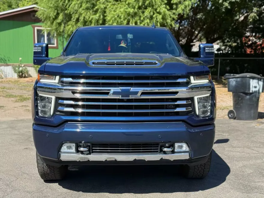 2022 Chevrolet Silverado 2500HD High Country photo 1