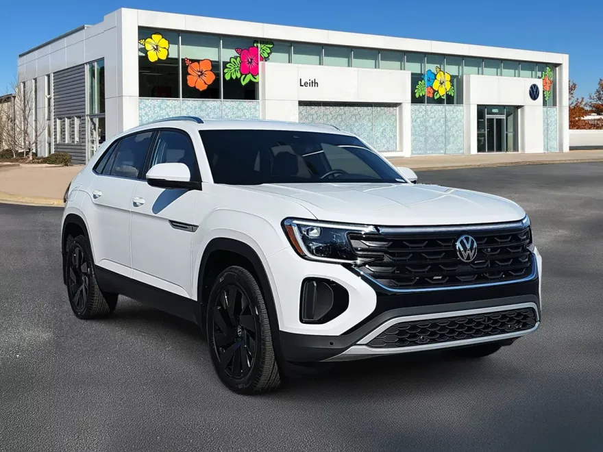 2025 Volkswagen Atlas Cross Sport SE Technology photo 1