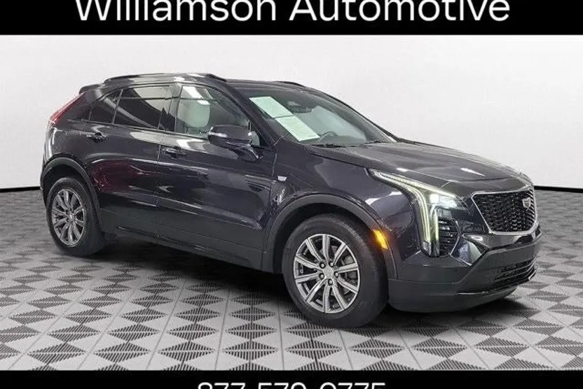 2023 Cadillac XT4 Sport photo 1