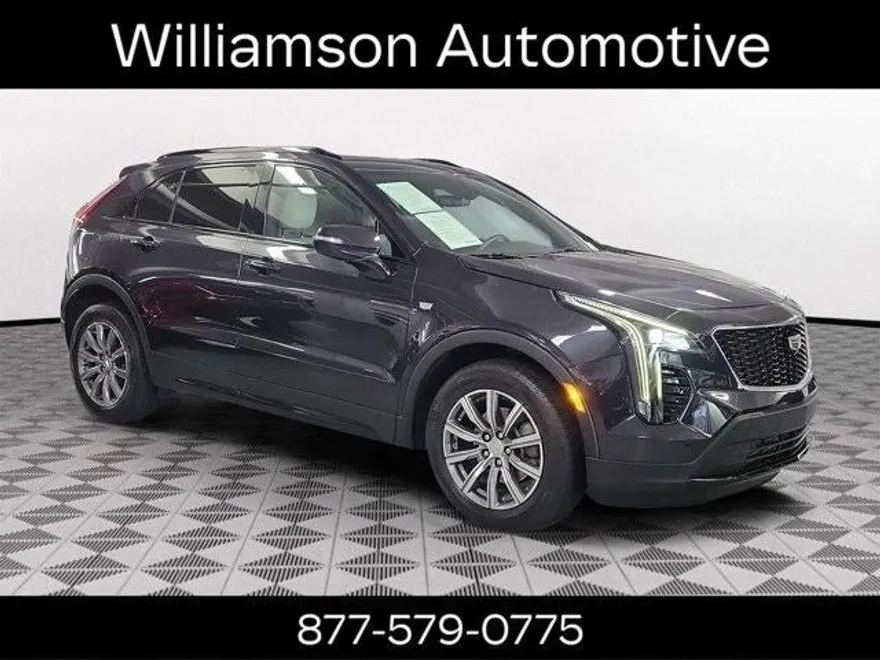 2023 Cadillac XT4 Sport photo 1