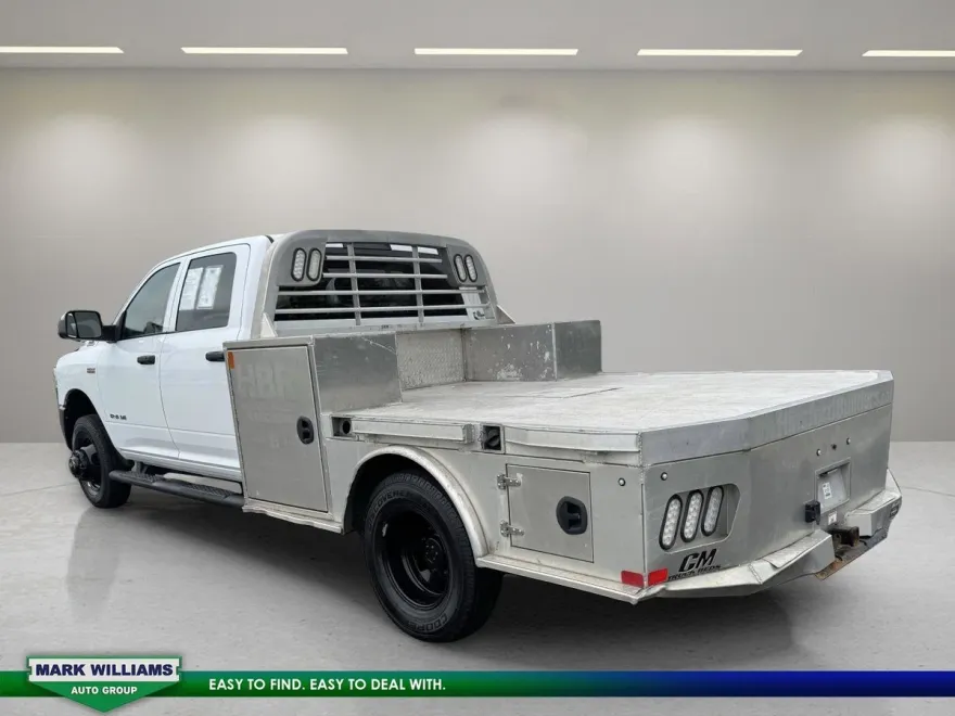 2022 Ram 3500 Tradesman photo 1