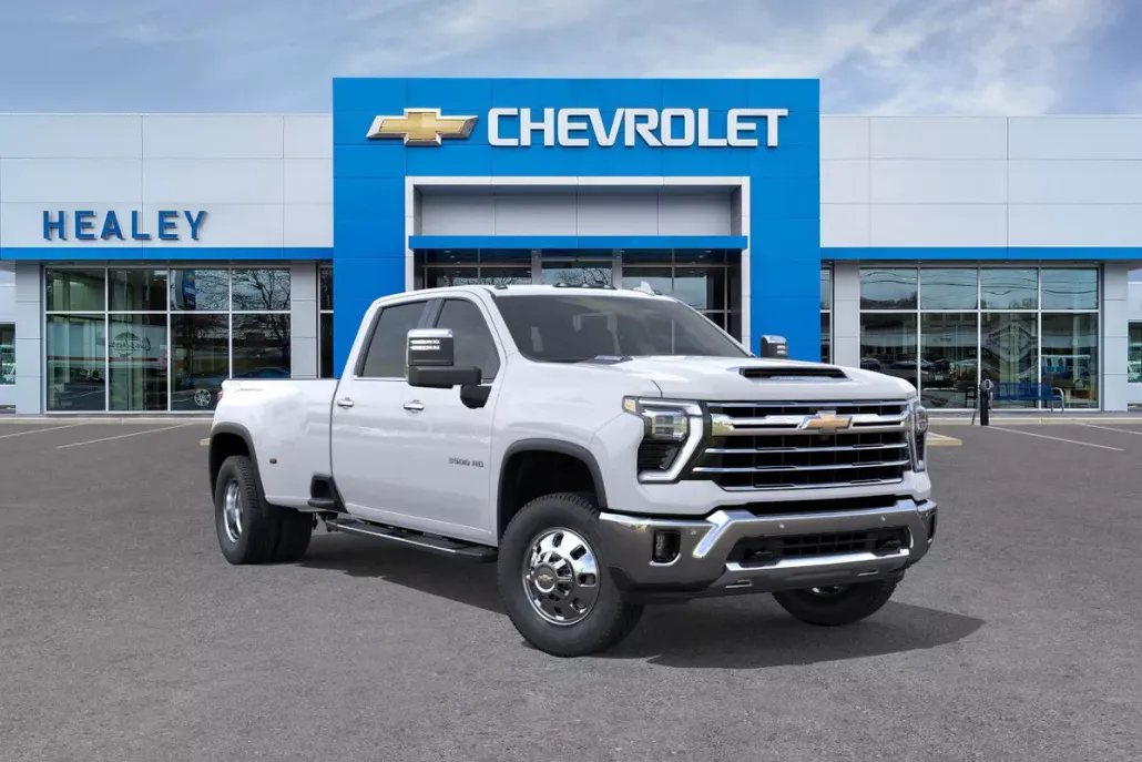 2026 Chevrolet Silverado 3500HD LTZ photo 1
