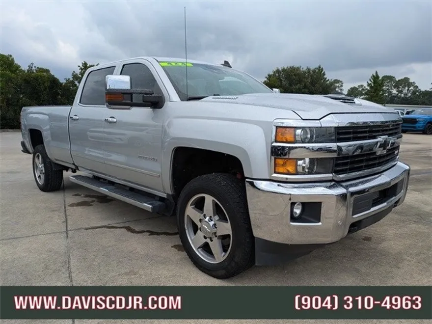 2017 Chevrolet Silverado 2500HD LTZ photo 1