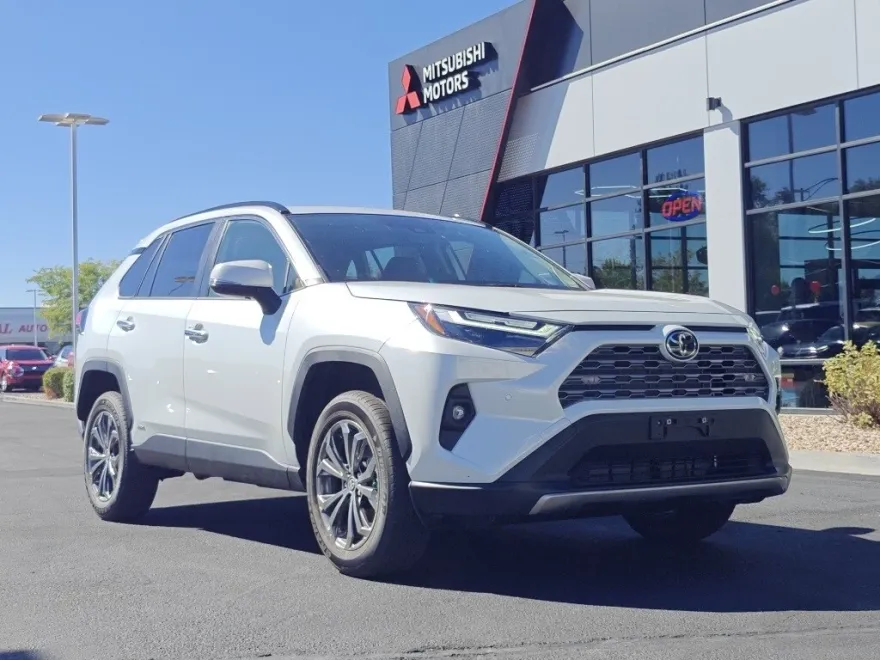 2025 Toyota RAV4 Hybrid Limited photo 1