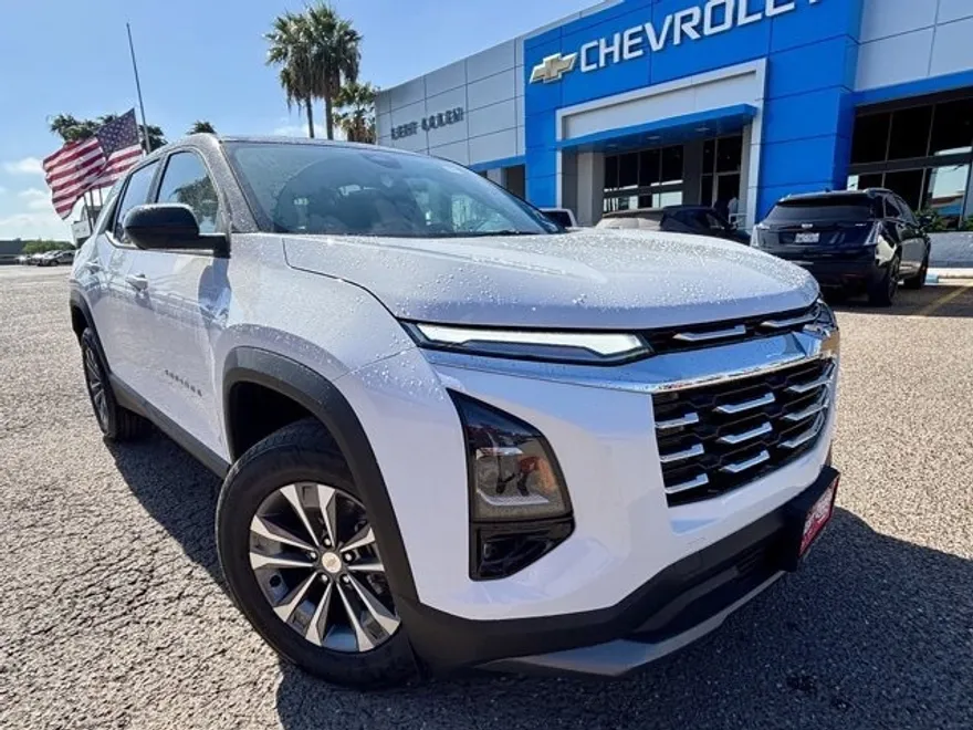2026 Chevrolet Equinox LT photo 1