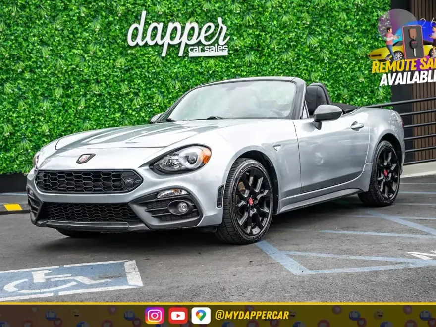 2018 Fiat 124 Spider Abarth photo 1
