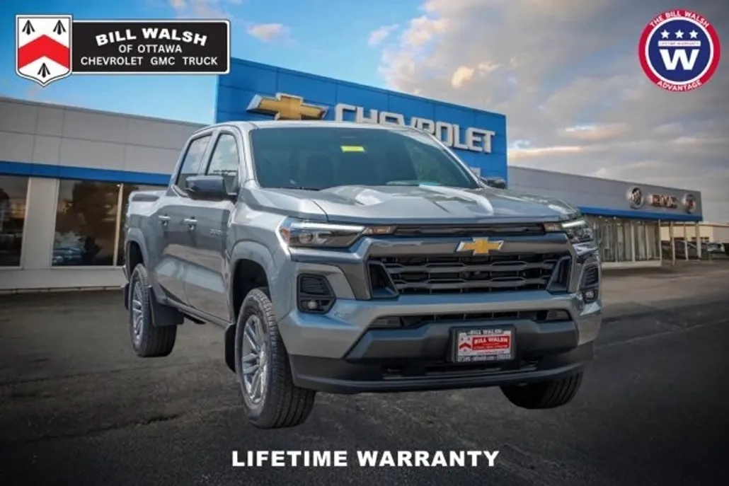 2025 Chevrolet Colorado Work Truck LT photo 1
