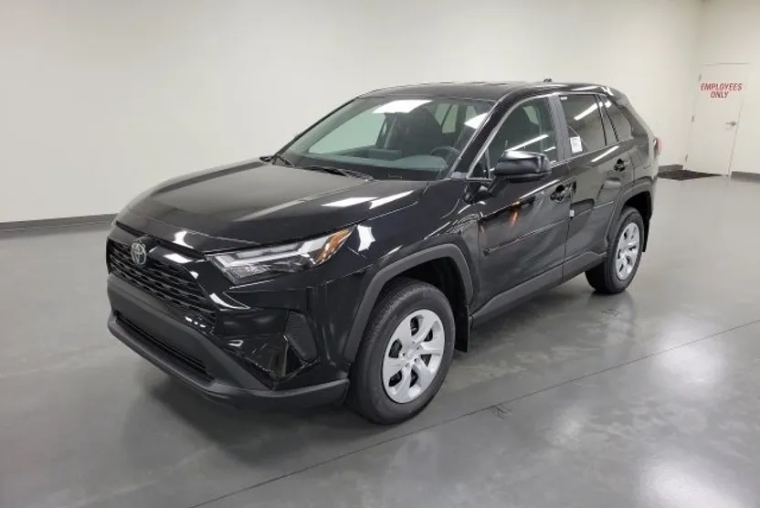 2025 Toyota RAV4 LE photo 1