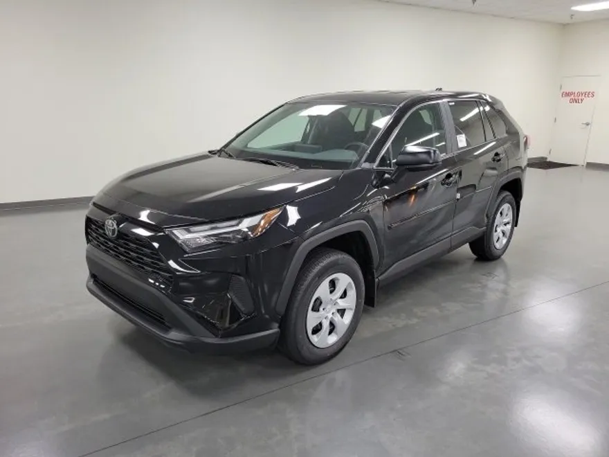 2025 Toyota RAV4 LE photo 1