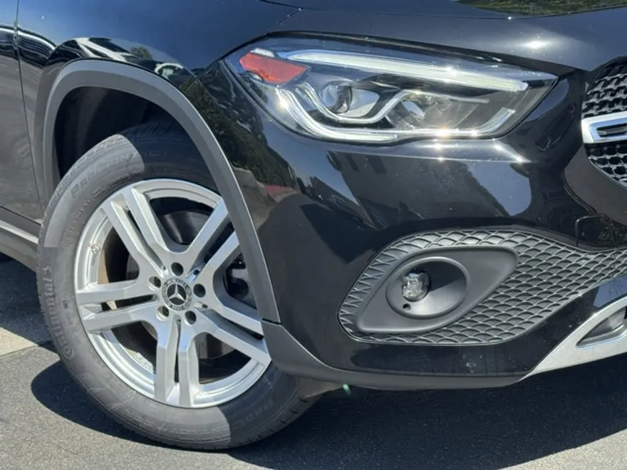 2021 Mercedes Benz GLA 250 photo 1