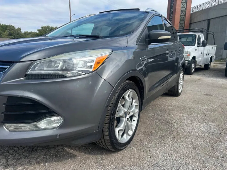 2014 Ford Escape Titanium photo 1