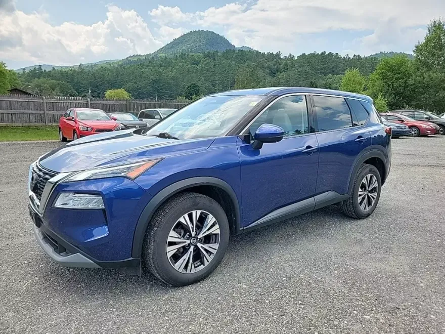 2021 Nissan Rogue SV photo 1