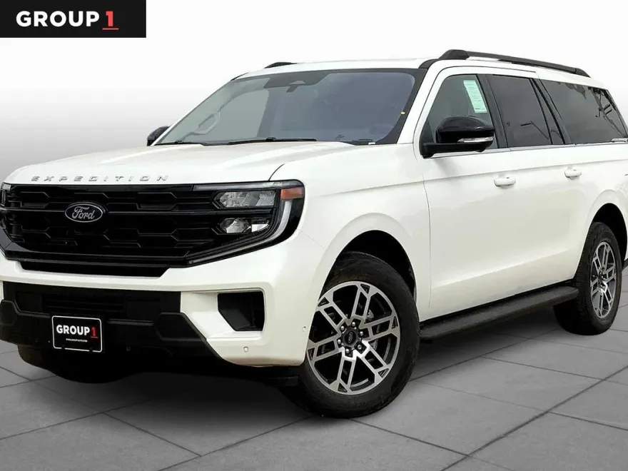 2025 Ford Expedition MAX EL photo 1