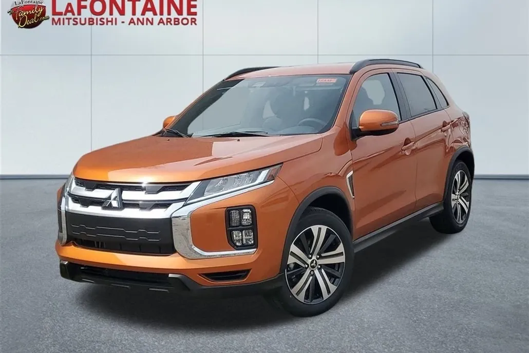 2025 Mitsubishi Outlander Sport SEL photo 1
