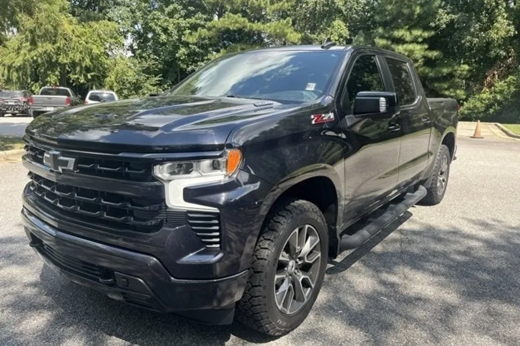 2022 Chevrolet Silverado 1500 RST photo 1
