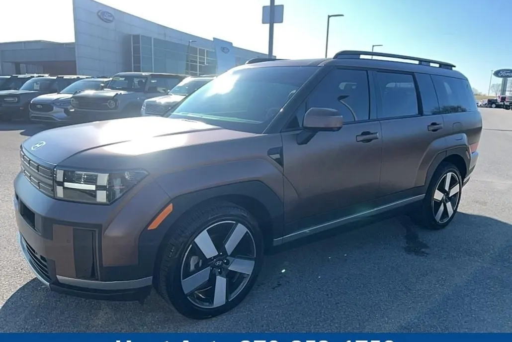 2024 Hyundai Santa Fe photo 1