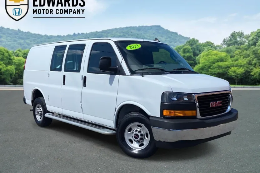 2023 Gmc Savana Cargo 2500 photo 1
